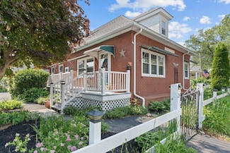 24 Arthur St, Methuen, MA 01844