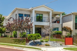 1328 Madeline Place Unit B, Fort Worth, TX 76107