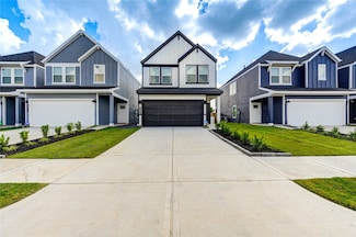 10113 Berkeley Springs Trail, Houston, TX 77051