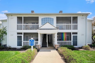 2748 S Knightsbridge Cir Unit 55, Ann Arbor, MI 48105