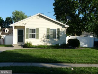 610 Harrison Ave, Magnolia, NJ 08049