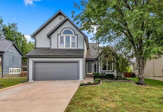 21708 W 54th St, Shawnee, KS 66226