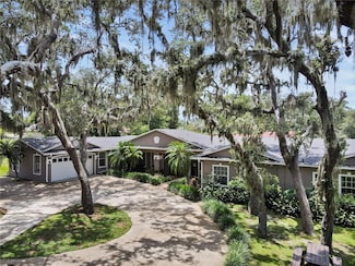 81 N Carol Ave, Mascotte, FL 34753