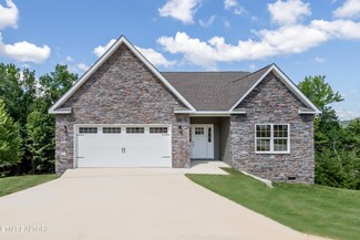 3233 Oakwood Hills Ln, Knoxville, TN 37931