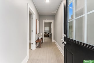 5239 S 21st St, Omaha, NE 68107