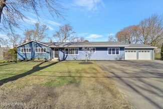 23 Thayer Dr, Tinton Falls, NJ 07724