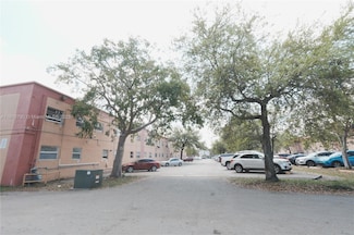 1245 W 24th St Unit 210, Hialeah, FL 33010