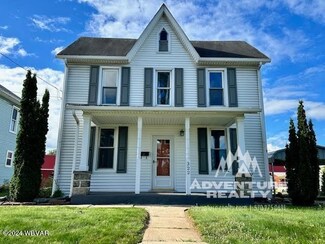 322 W Penn St, Muncy, PA 17756