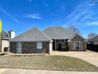 5205 Hooper Dr, Wichita Falls, TX 76306