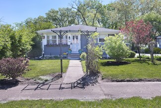 1215 Franklin Ave, Winthrop Harbor, IL 60096
