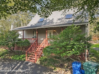 6084 Boardwalk Dr, Tobyhanna, PA 18466