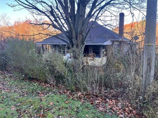 6938 Wardell Hollow Rd SE, Uhrichsville, OH 44683