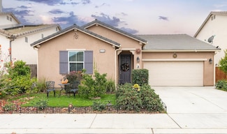 2776 Pontiac Ave, Clovis, CA 93611