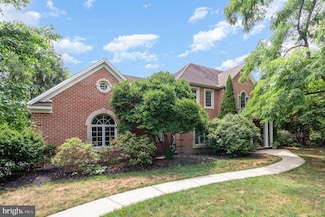 10 Sand Pine Ct, Mechanicsburg, PA 17050
