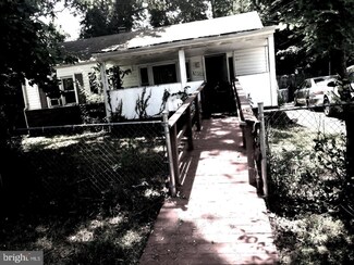 5525 Decatur St, Bladensburg, MD 20710