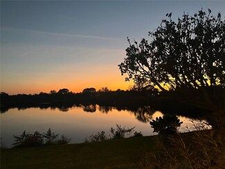 540 Somerhill Dr NE, Saint Petersburg, FL 33716