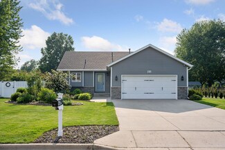11 6th Ave S, Sartell, MN 56377