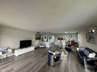 16051 Blatt Blvd Unit 401, Weston, FL 33326