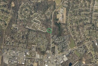 8224 E W T Harris Blvd, Charlotte, NC 28227