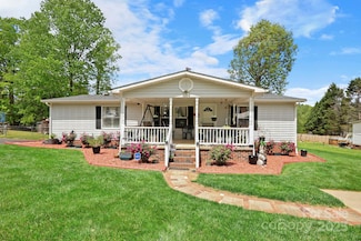 3570 Fox Run, Lenoir, NC 28645