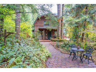 66275 E Crystal Creek Rd, Brightwood, OR 97011