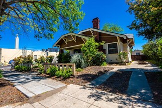 1136 N Yosemite Ave, Fresno, CA 93728