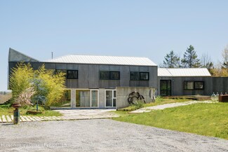 47 Spaulding Ln, Saugerties, NY 12477