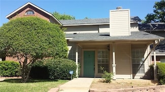 1471 Meadowood Village Dr, Fort Worth, TX 76120