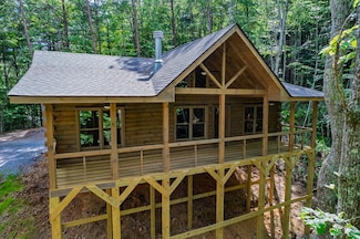 65 Christopher Dr, Ellijay, GA 30540