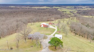 398 Highway Cc, Linn, MO 65051