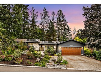 19 Churchill Downs, Lake Oswego, OR 97035