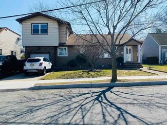 6 Marianne Terrace, Secaucus, NJ 07094