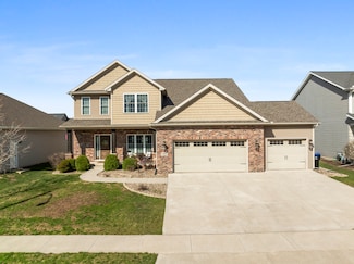 1520 Stoneroller Cir, Bloomington, IL 61705