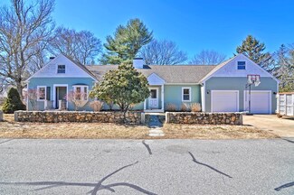 22 Anthony St, South Dartmouth, MA 02748