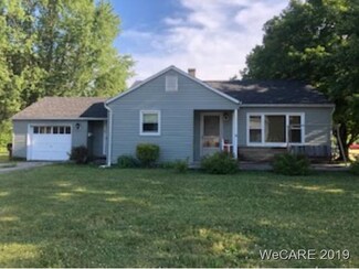 211 E Lima Ave, Ada, OH 45810