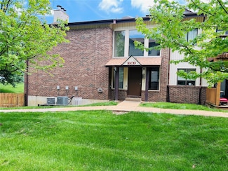 1609 Willow Wren Ct Unit 203, Florissant, MO 63033