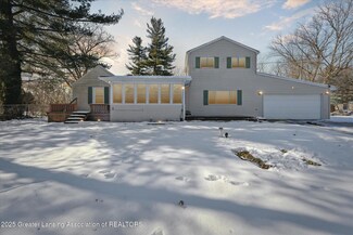 6430 1/2 Culver Dr, East Lansing, MI 48823