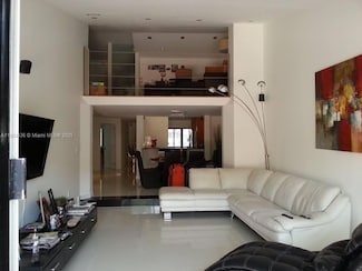546 NE 199th Ln Unit 4w, Miami, FL 33179