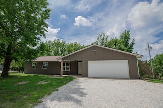 1378 E 425th Rd, Bolivar, MO 65613
