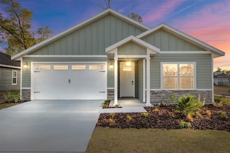 1004 SW 67th Dr, Gainesville, FL 32607
