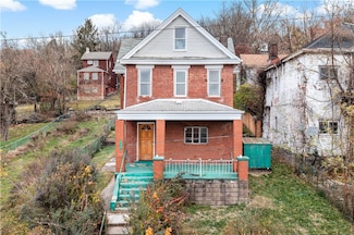 545 Stokes Ave, Braddock, PA 15104