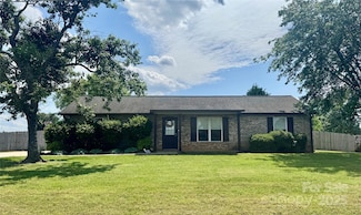 133 Pheasant Run Rd, Troutman, NC 28166