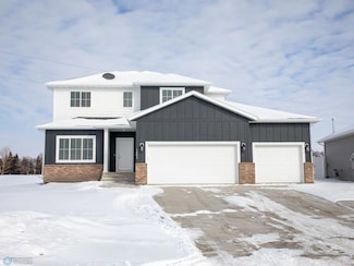 1403 66th Ave S, Fargo, ND 58104