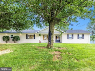 2755 Blacks School House Rd, Taneytown, MD 21787