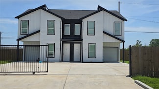8534 Woodlyn Rd, Houston, TX 77028