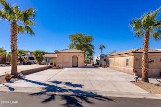 1905 Victoria Farms Rd, Lake Havasu City, AZ 86404