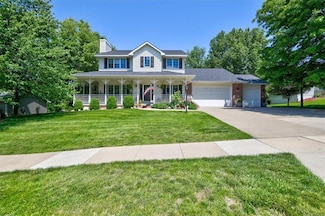 3010 W Larson St, Knoxville, IA 50138