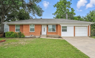 302 Young Dr, Allen, TX 75002