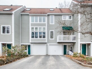 32 Greenridge Ln, Lincoln, MA 01773
