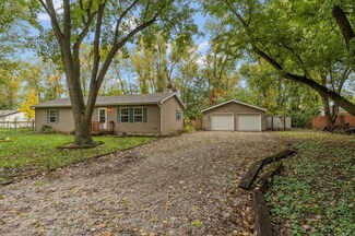 2560 E 1071 N, Demotte, IN 46310